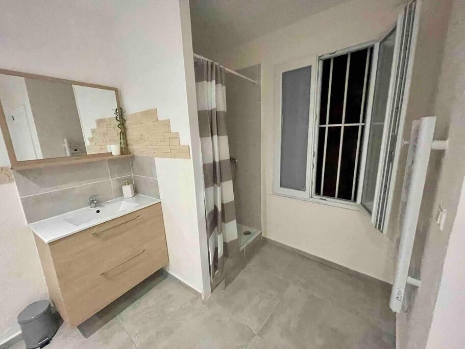 Toulon: Superbe Appartement Atypique 2 Chambres Buitenkant foto