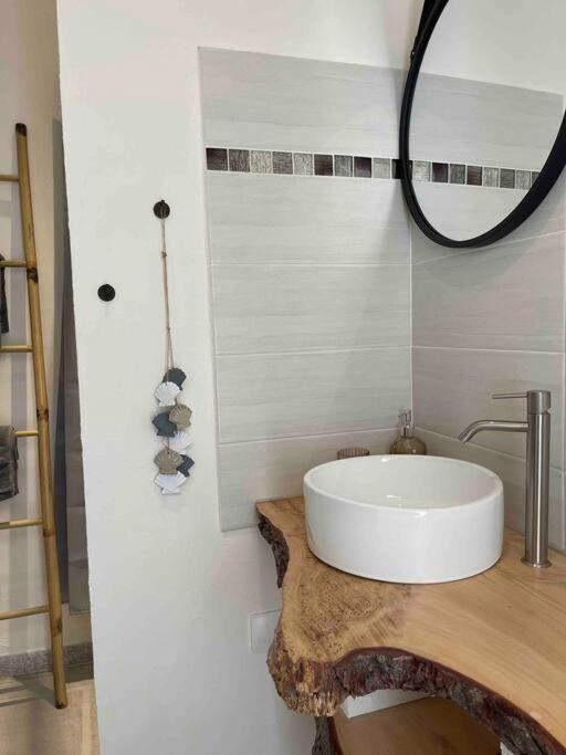 Toulon: Superbe Appartement Atypique 2 Chambres Buitenkant foto